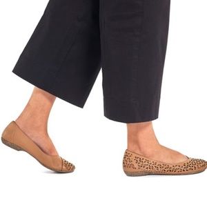 New Beige Cutout Perforated Leather Ballerina Flats Solftwalk Made in Brasil